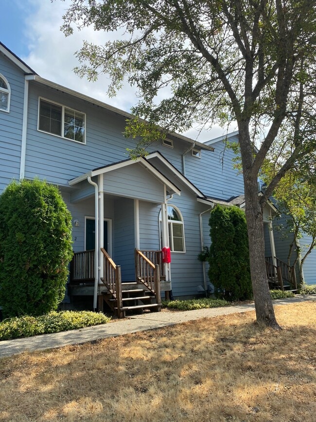 Building Photo - 6317 Barstow Ln SE