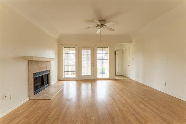 Foto del edificio - 3105 San Jacinto St