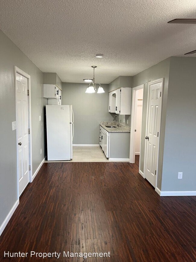 Building Photo - 2 br, 2 bath House - 2739 E McDaniel St