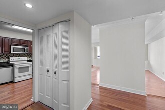 Building Photo - 3713 S George Mason Dr