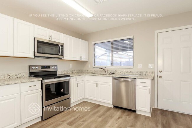 Foto del edificio - 8304 W Baxter Dr