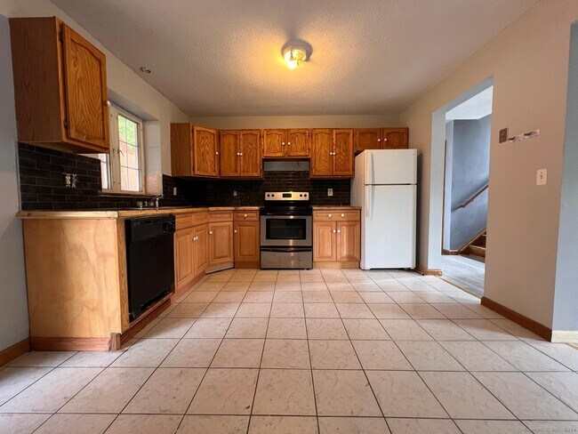 Foto del edificio - 47 Ryan Pl