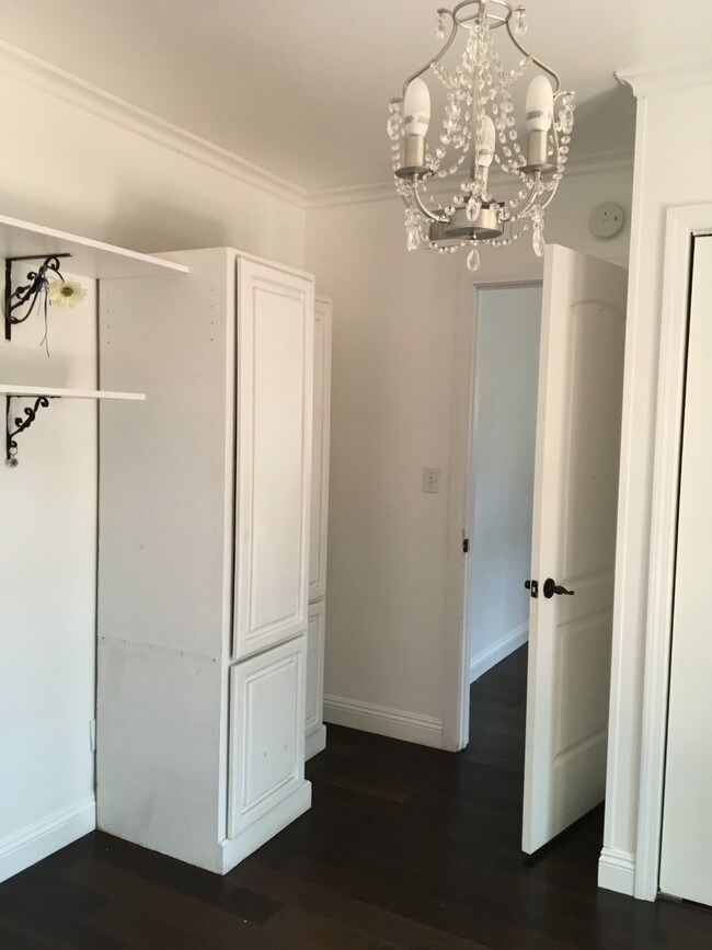 Tercer dormitorio - 3721 Corinth Ave