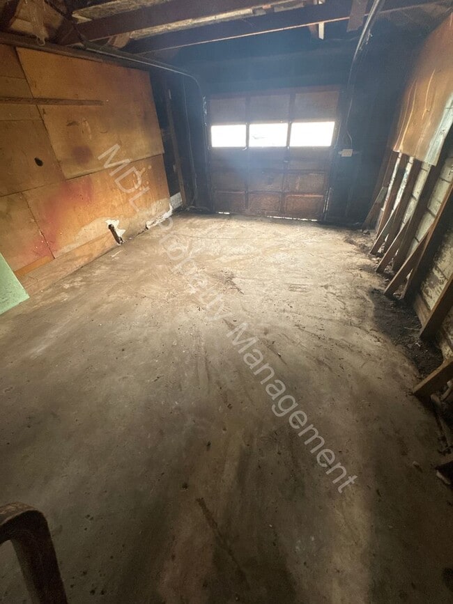 Building Photo - 802 S Woodbridge St