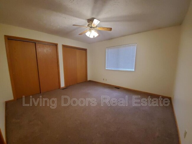 Foto del edificio - 6441 Whitewater Ln
