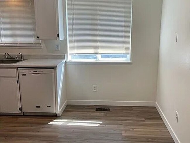 Foto del edificio - 409 SE 165th Ave