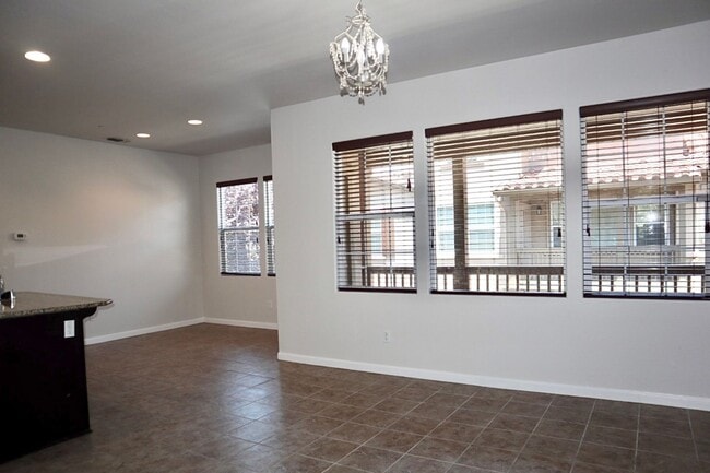 Building Photo - Dazzling 2-bedroom home in Fremont – Arden...