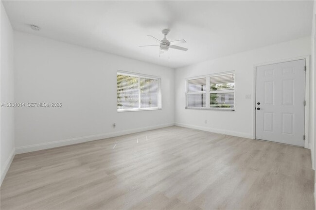 Building Photo - 2240 SW 16th Ct