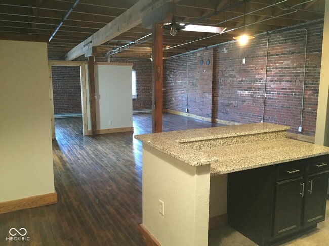 Building Photo - 501 Madison Ave