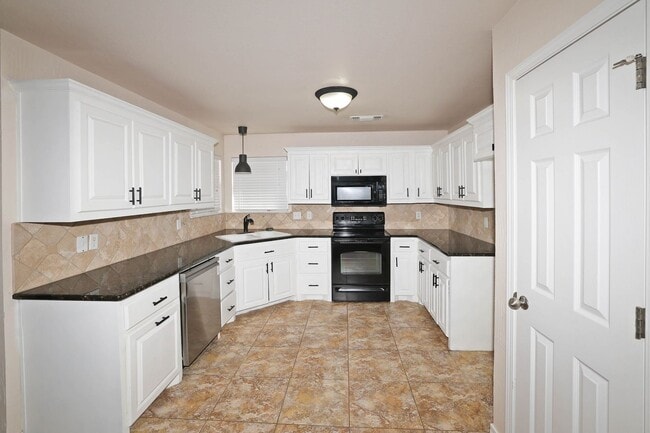 Foto del edificio - 6407 Nick St