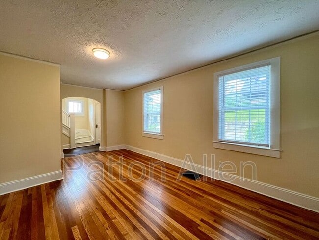 Building Photo - 145 Blanton St