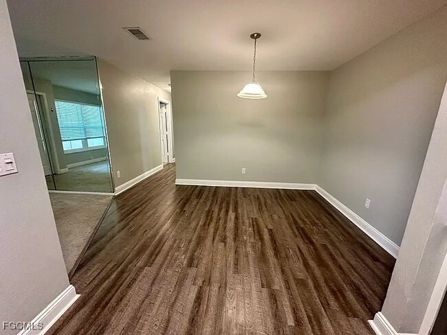 Foto del edificio - 6168 Principia Dr