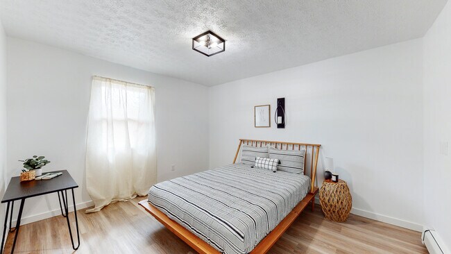 Dormitorio - Massillon Square Apartments