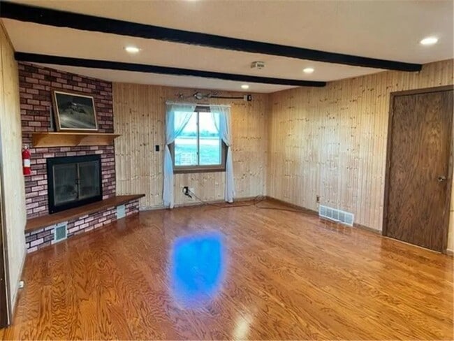 Foto del edificio - 15484 US-10