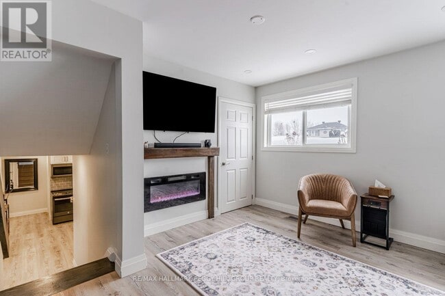 Building Photo - 20 Ottaway Ave