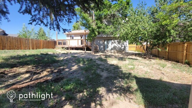 Building Photo - 1555 Piros Dr