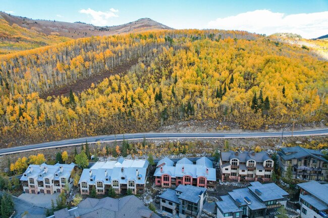 Foto del edificio - 12150 Big Cottonwood Canyon Rd