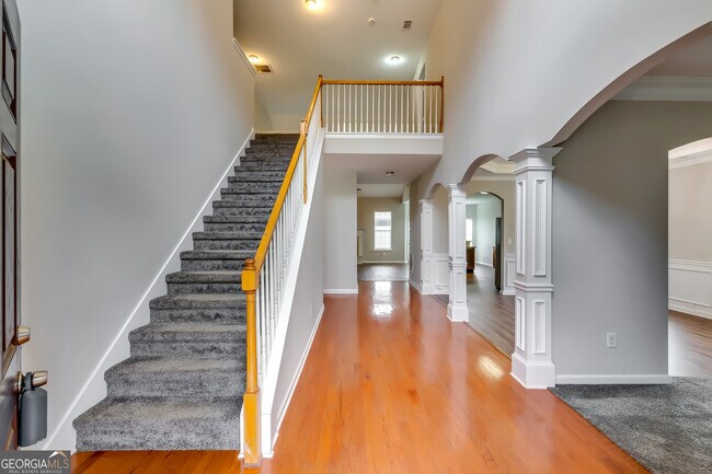 Building Photo - 30 Vermillion Way