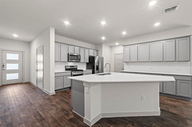 Building Photo - 3024 Louris Ln