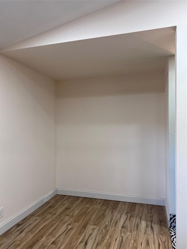 Foto del edificio - 3331 Carambola Cir S