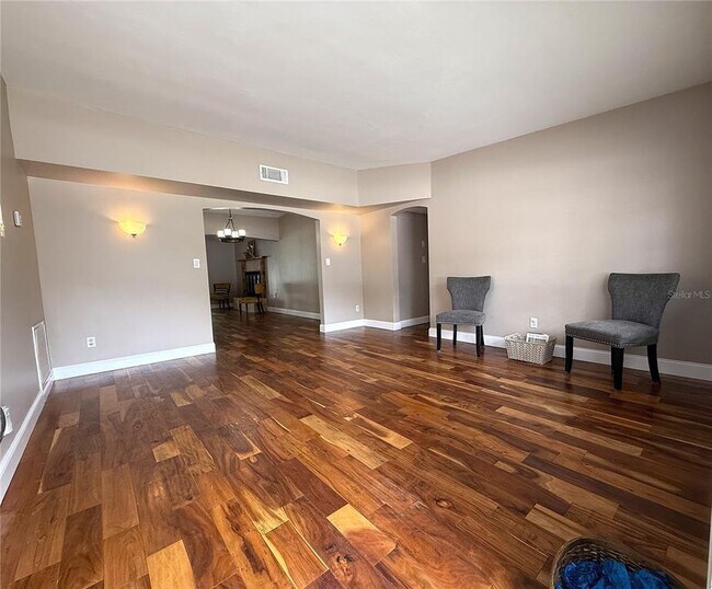 Foto del edificio - 2924 Conway Gardens Rd