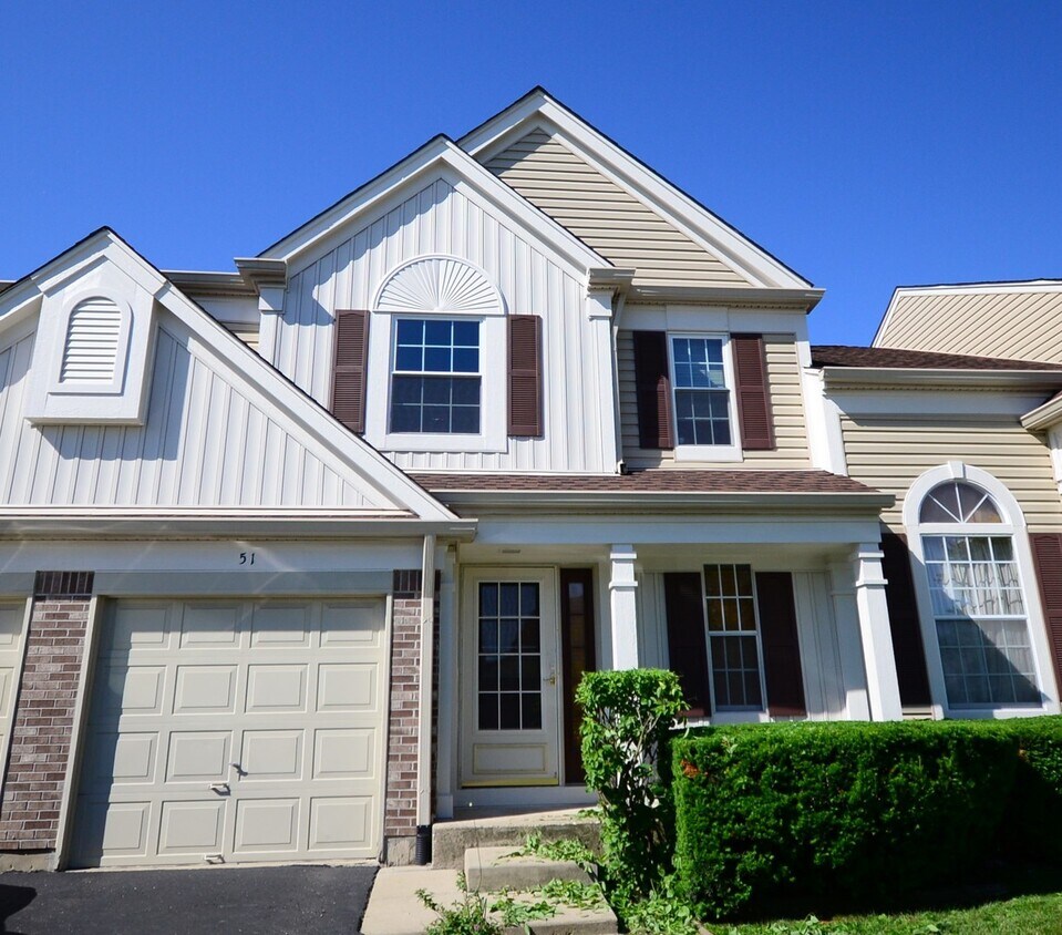 51 Crab Tree Dr, Westmont, IL 60559 Townhome Rentals in Westmont IL
