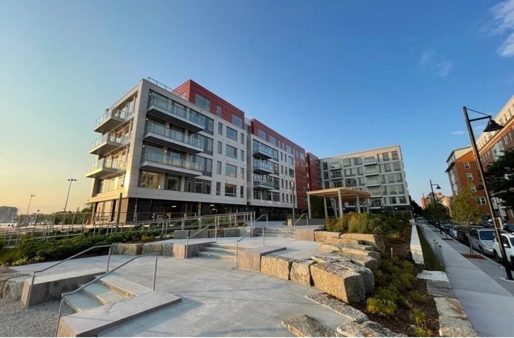 Foto principal - 99 Sumner St