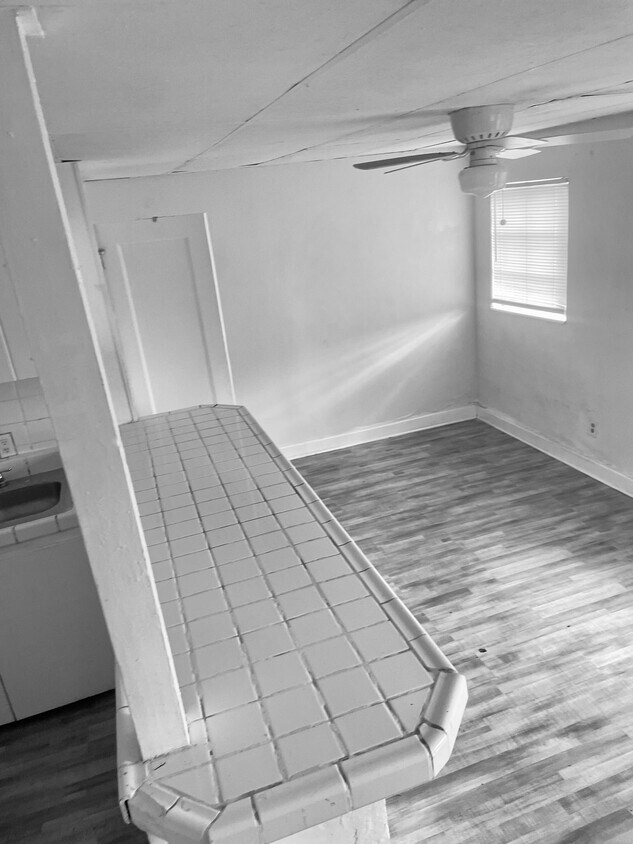 Primary Photo - 7871 Terrace Rd