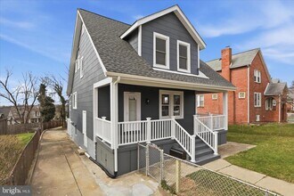 Building Photo - 2807 Shirey Ave