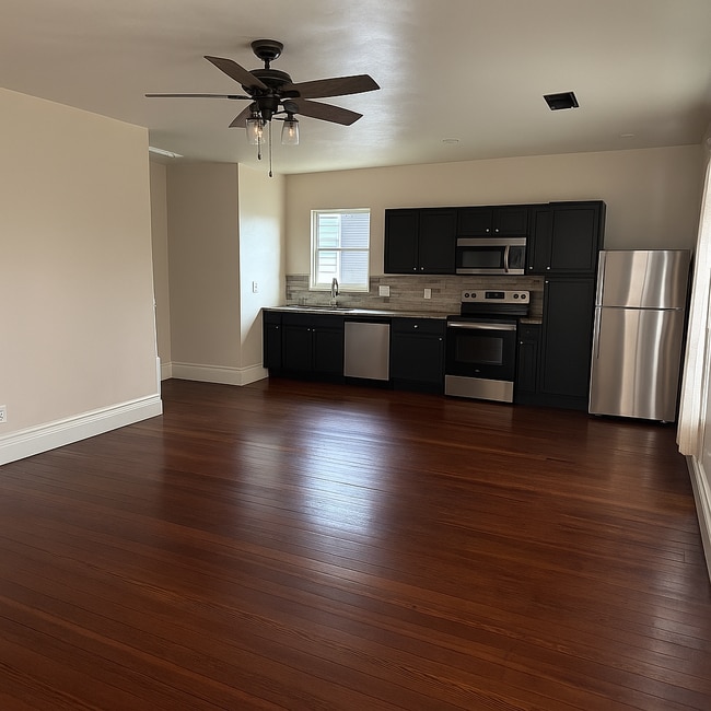 Cocina pequeña - 232 S Buchanan St