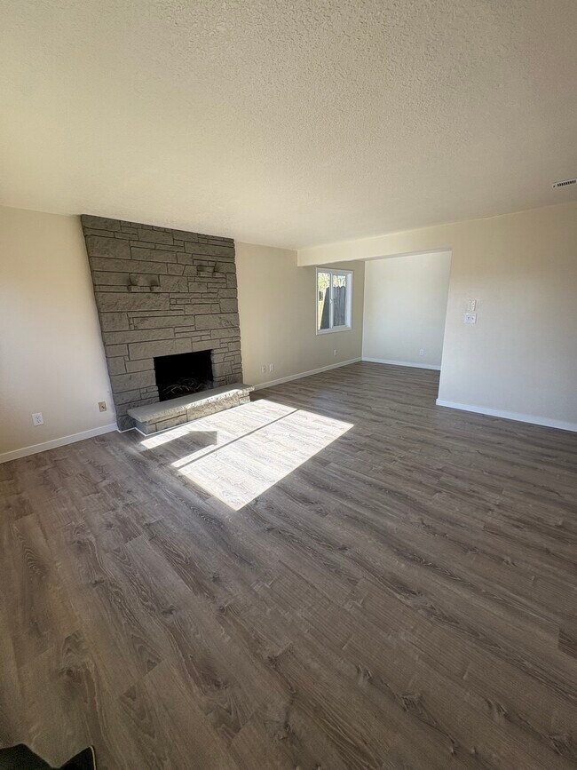 Foto del edificio - 6810 NW Anderson Ave