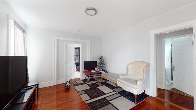 Building Photo - 32A Nelson St