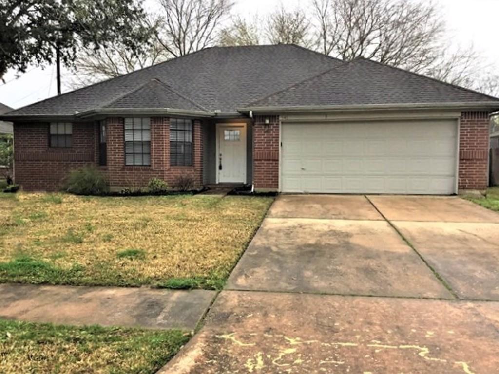 Primary Photo - 541 Teal Dr