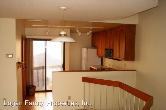 Building Photo - 2 br, 2.5 bath House - 1121 Eureka Street # 2