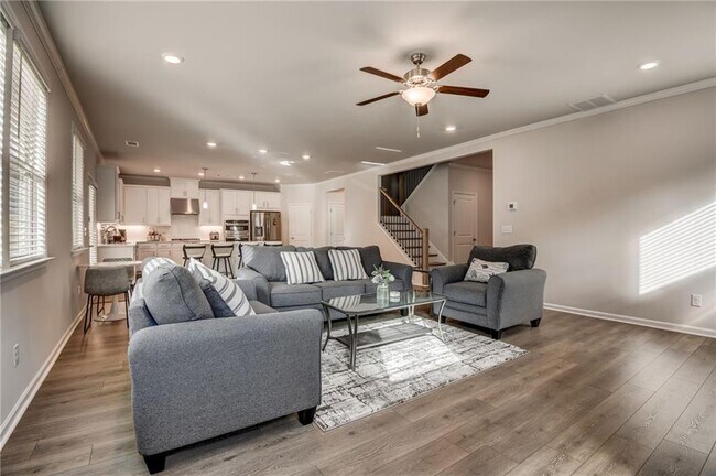 Building Photo - 2071 Landsburg Wy