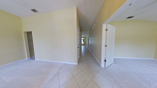 Foto del edificio - Welcome home - Charming 3 Bedroom in Hatton Chase!