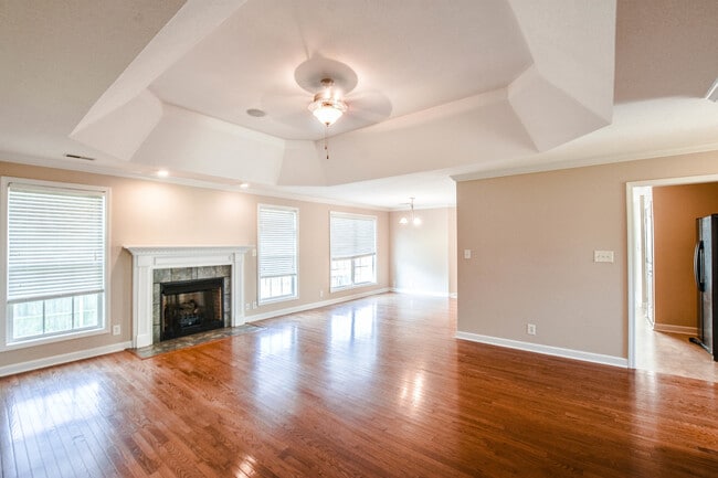 Foto del edificio - Pet Friendly Three Bedroom with Bonus!