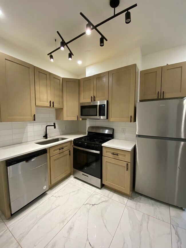 Foto del edificio - 407 Shelby Pkwy