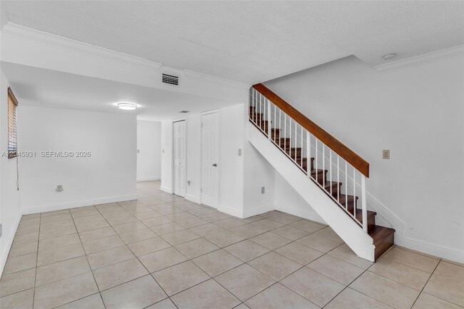 Building Photo - 8252 NW 6th Terrace