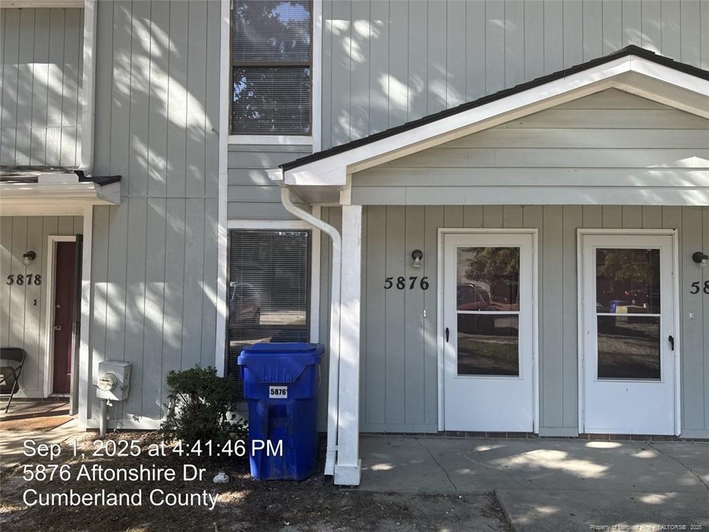 Primary Photo - 5876 Aftonshire Dr