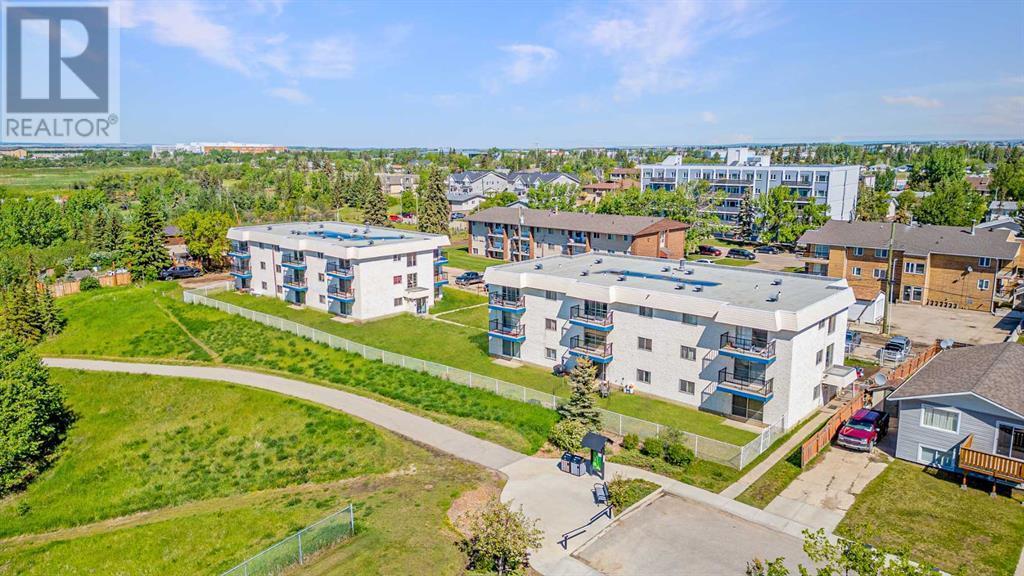 Photo principale - 10222-105 105 Ave