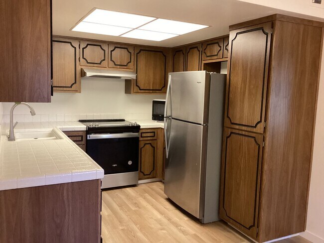 Foto del edificio - Beautiful Capitola Condo minutes from Capitola Village!