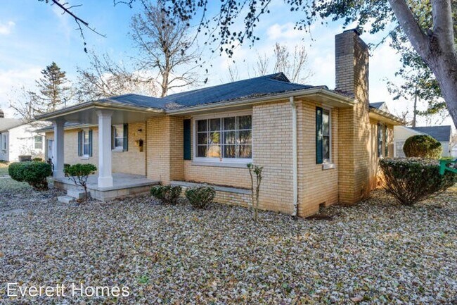 Foto del edificio - 3 br, 2 bath House - 404 E Meadowmere St