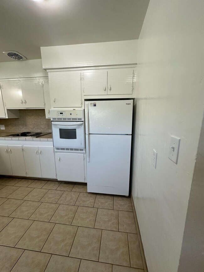 Foto del edificio - 2404 N Angus St