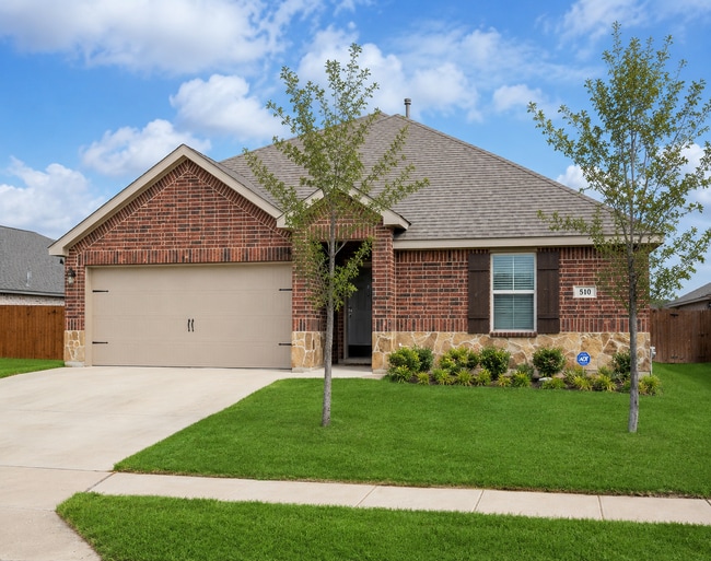 Building Photo - 510 Range Dr