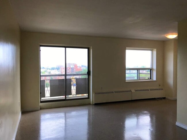 Building Photo - Wentworth Apartments