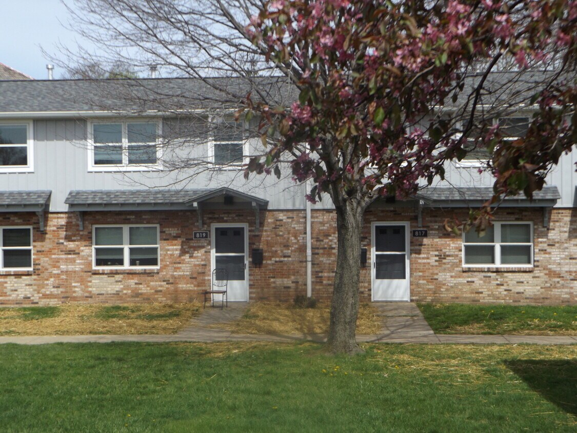 Building Photo - Patterson Place