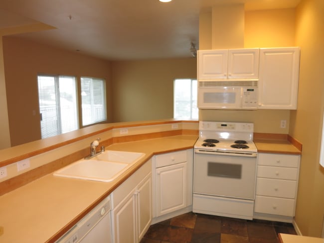 Building Photo - 440 S 51st Ct