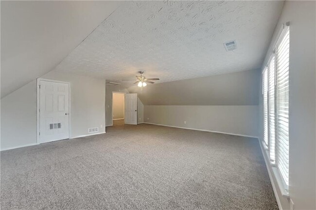 Foto del edificio - 5025 Bent Creek Ct