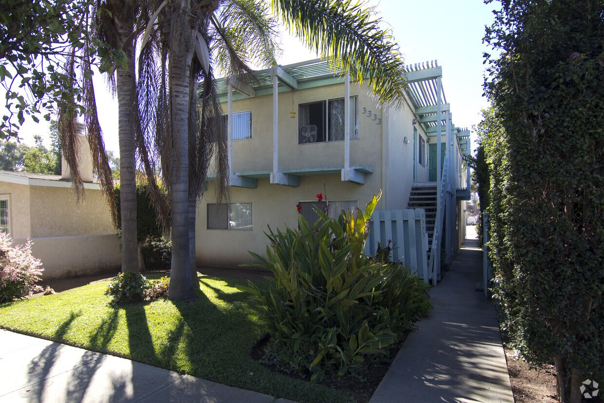 Building Photo - 3333 Roosevelt St